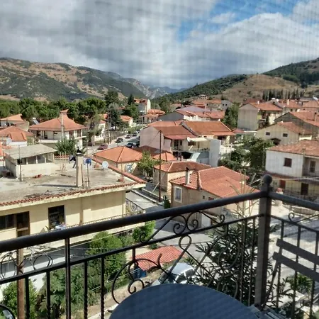 το πετρινο 1 Дом отдыха Калаврита